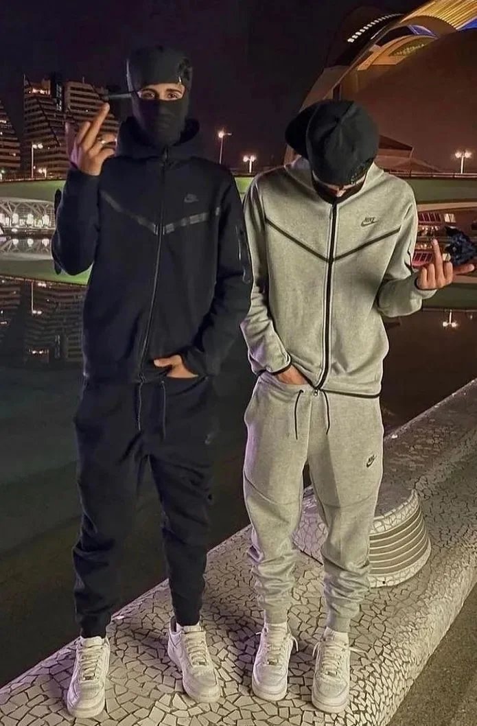 NIKE Tech Suits（40+ Styles