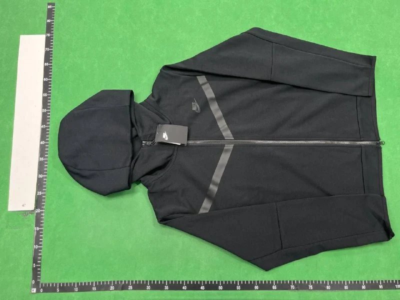 NIKE Tech Suits（40+ Styles