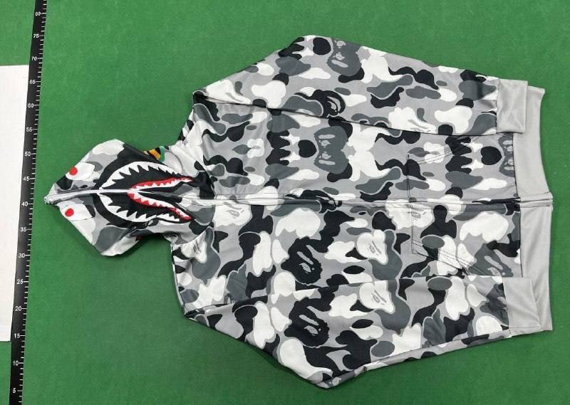 bape hoodie (38 CP)