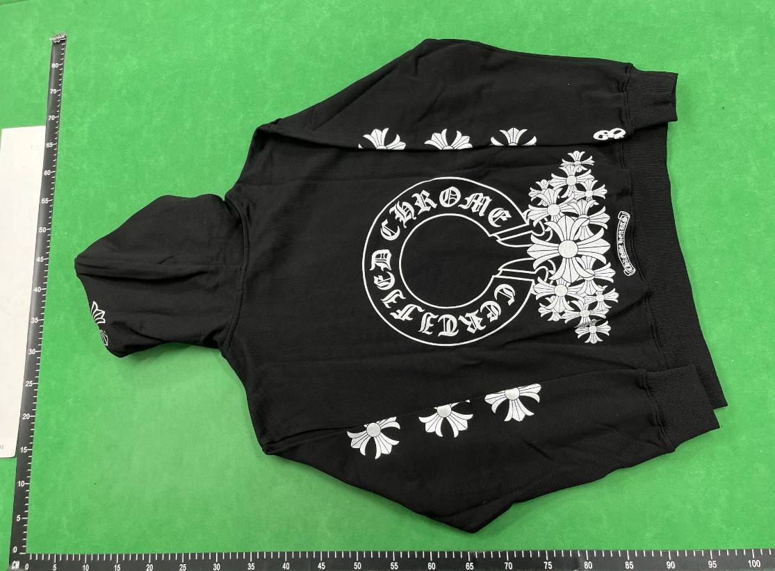Chrome hearts hoodie (40 CP)
