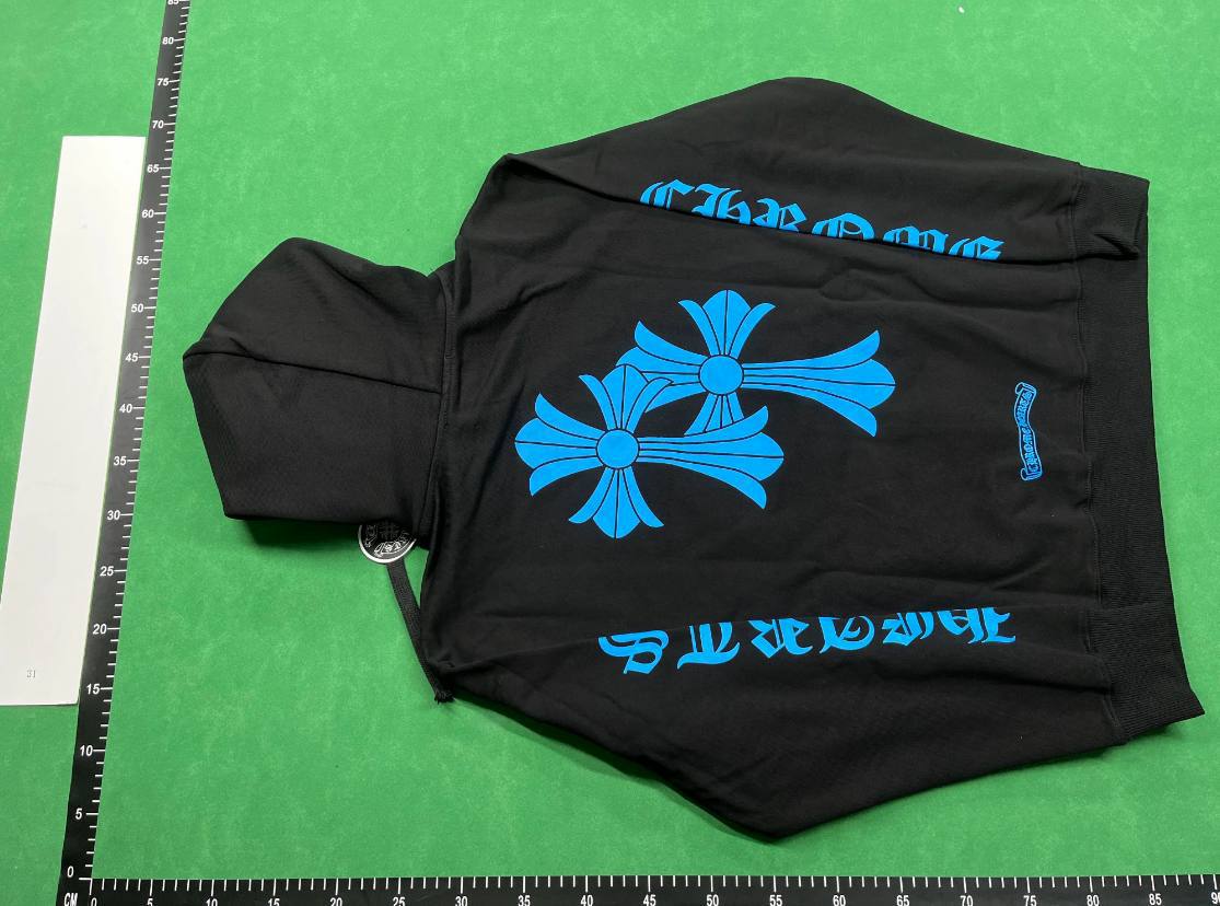 Chrome hearts hoodie (40 CP)